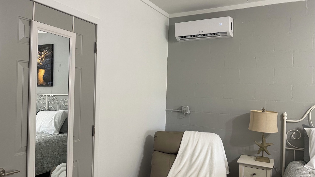 Photo of Bedroom in Valrico