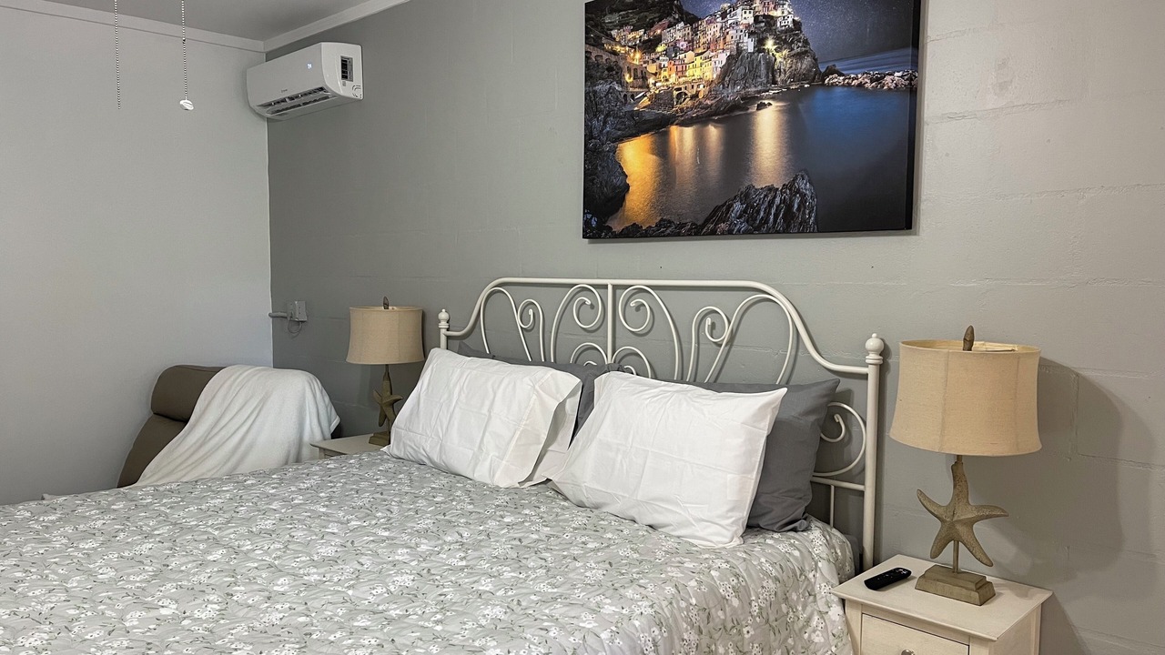 Photo of Bedroom in Valrico