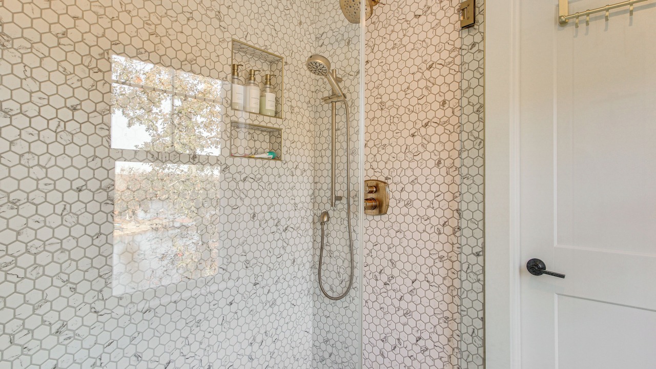 Photo of Bathroom in Lake Secession