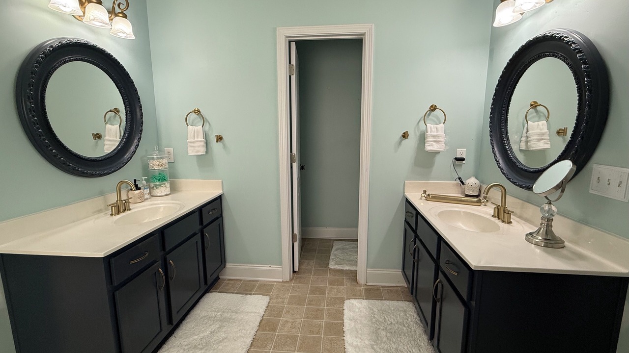 Photo of Bathroom in Port Wentworth