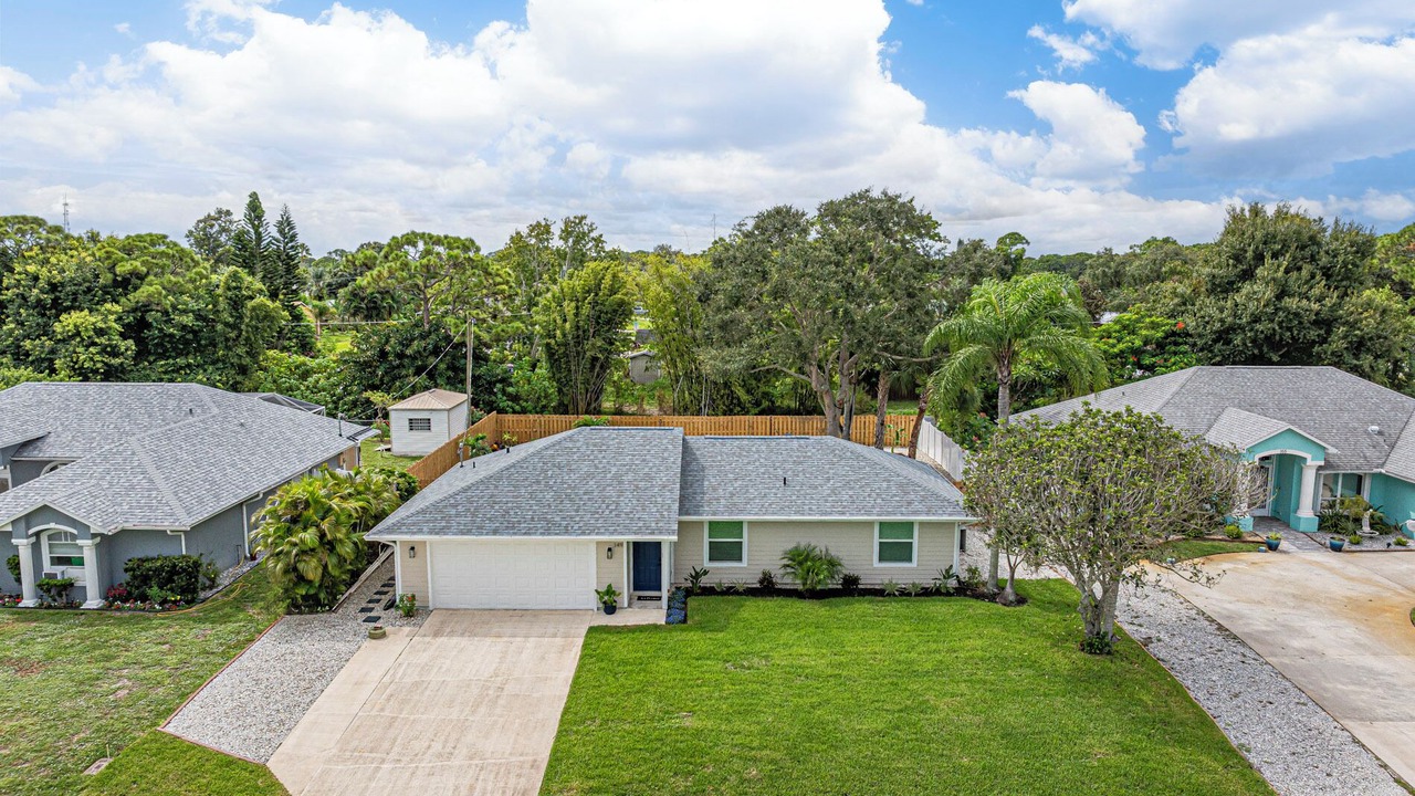 Photo of Outdoor in Sebastian Highlands
