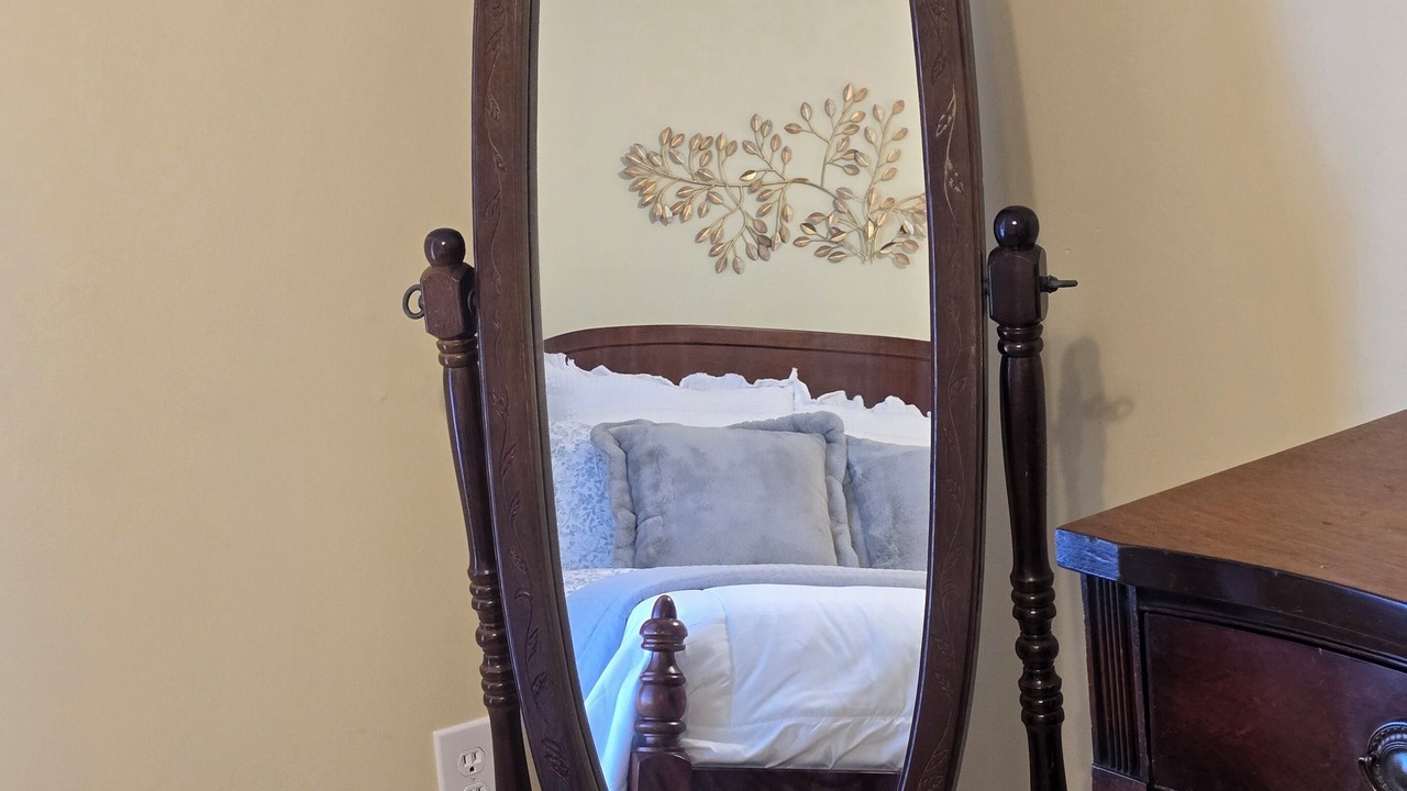 Photo of Bedroom in Douglas