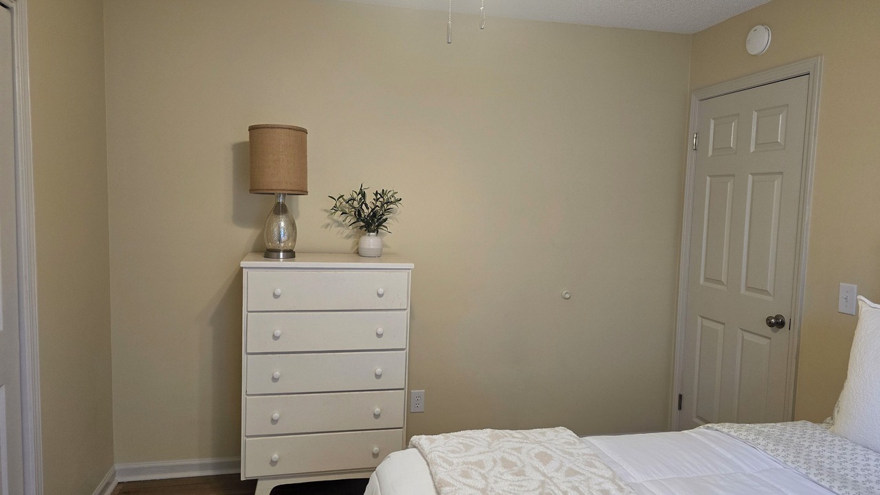 Photo of Bedroom in Douglas