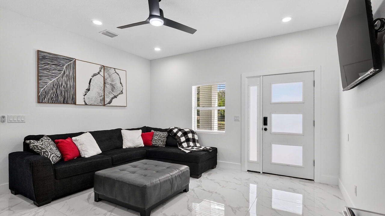 Photo of Livingroom in Thonotosassa