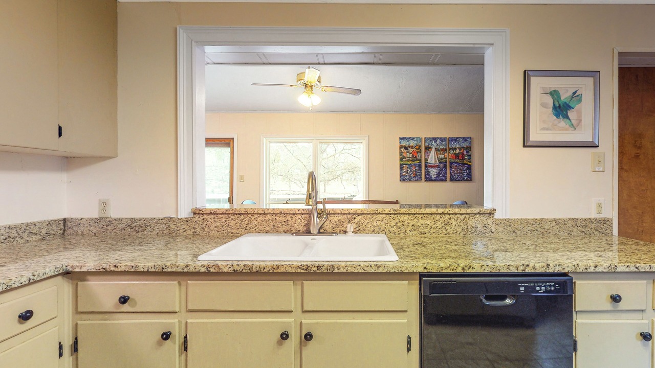 Photo of Bathroom in Leesville