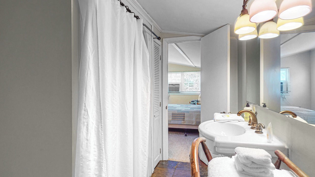 Photo of Bathroom in Leesville