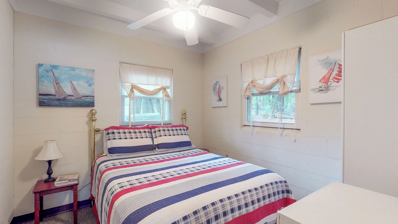 Photo of Bedroom in Leesville