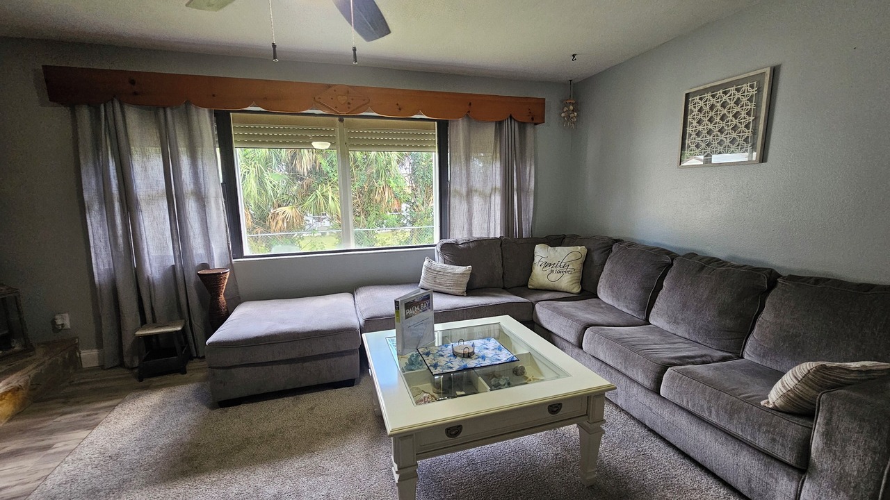 Photo of Livingroom in Interchange Square