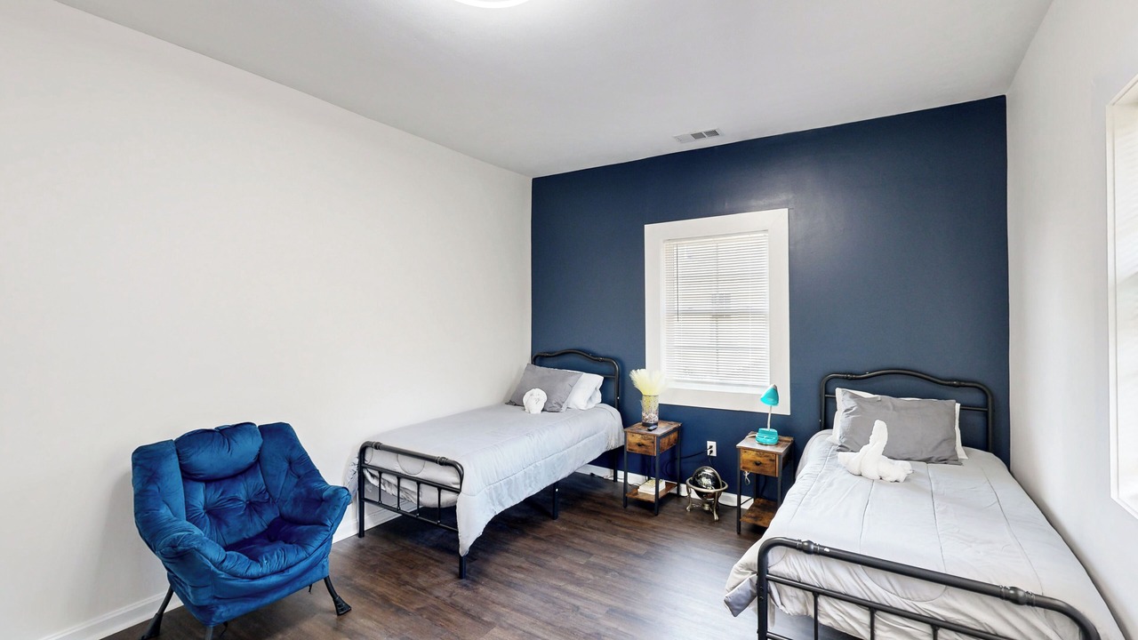 Photo of Bedroom in Midtown