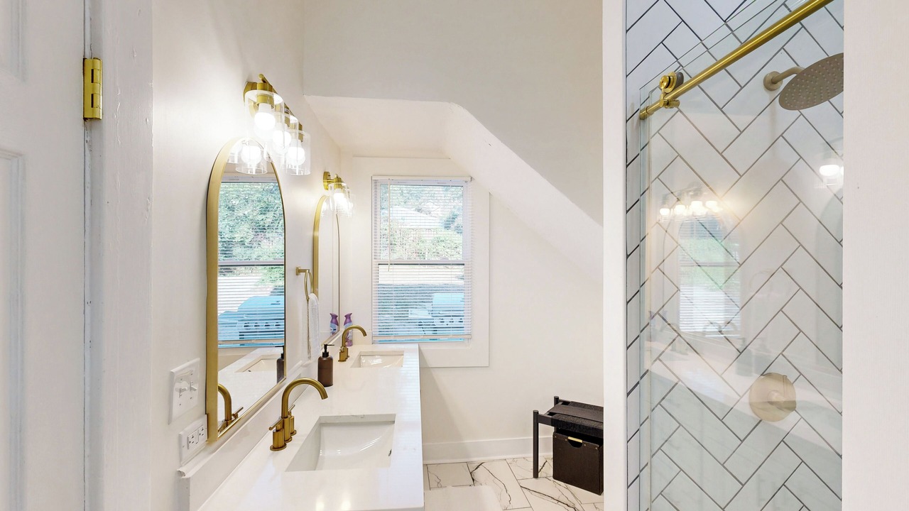 Photo of Bathroom in Midtown