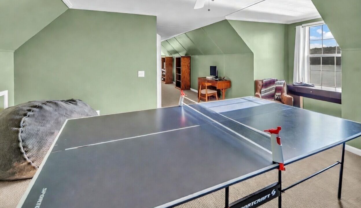 Photo of Bedroom in Troy