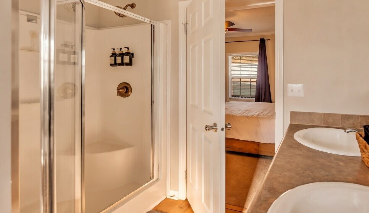 Photo of Bathroom in Troy
