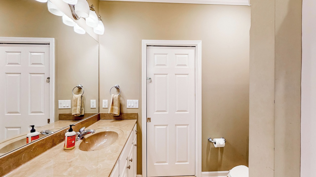 Photo of Bathroom in Seneca
