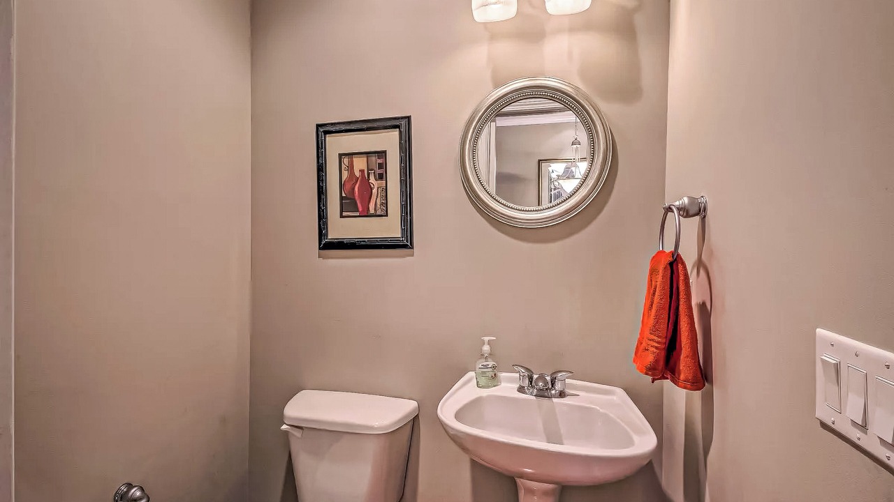Photo of Bathroom in Seneca