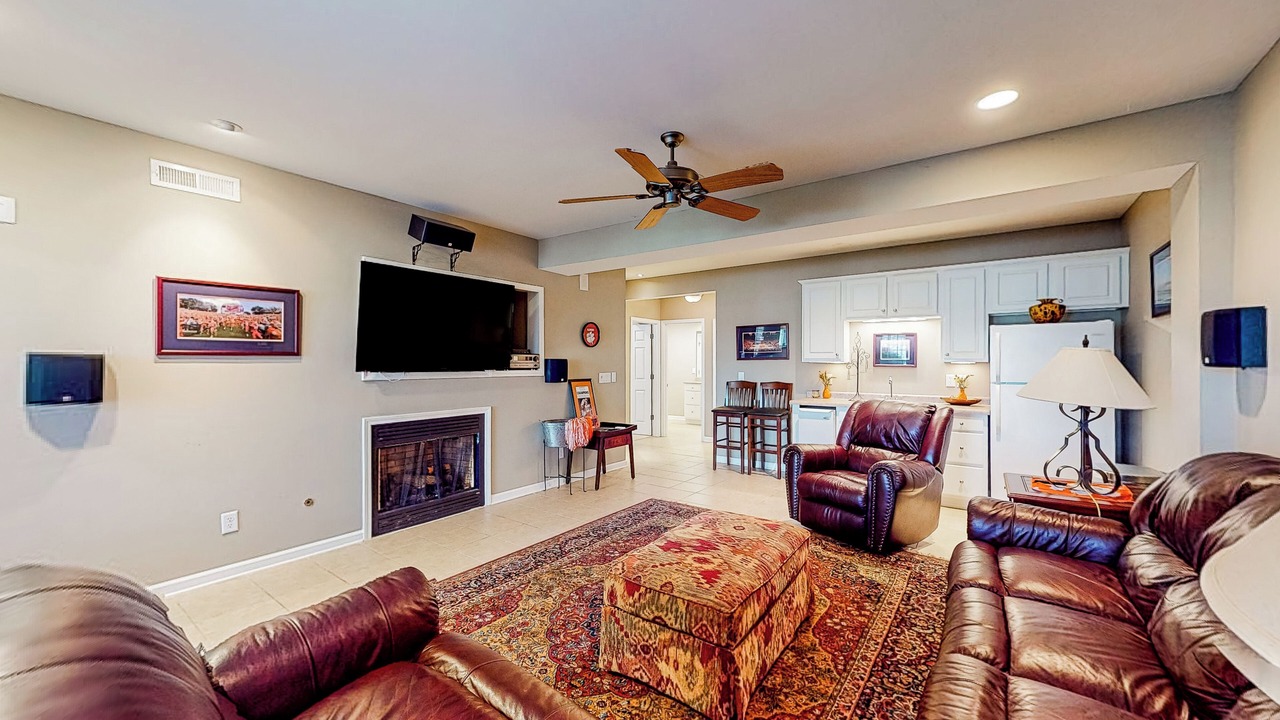 Photo of Livingroom in Seneca