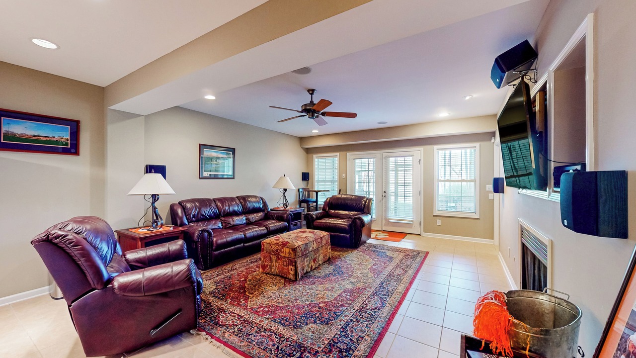 Photo of Livingroom in Seneca