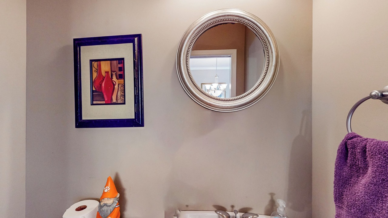 Photo of Bathroom in Seneca