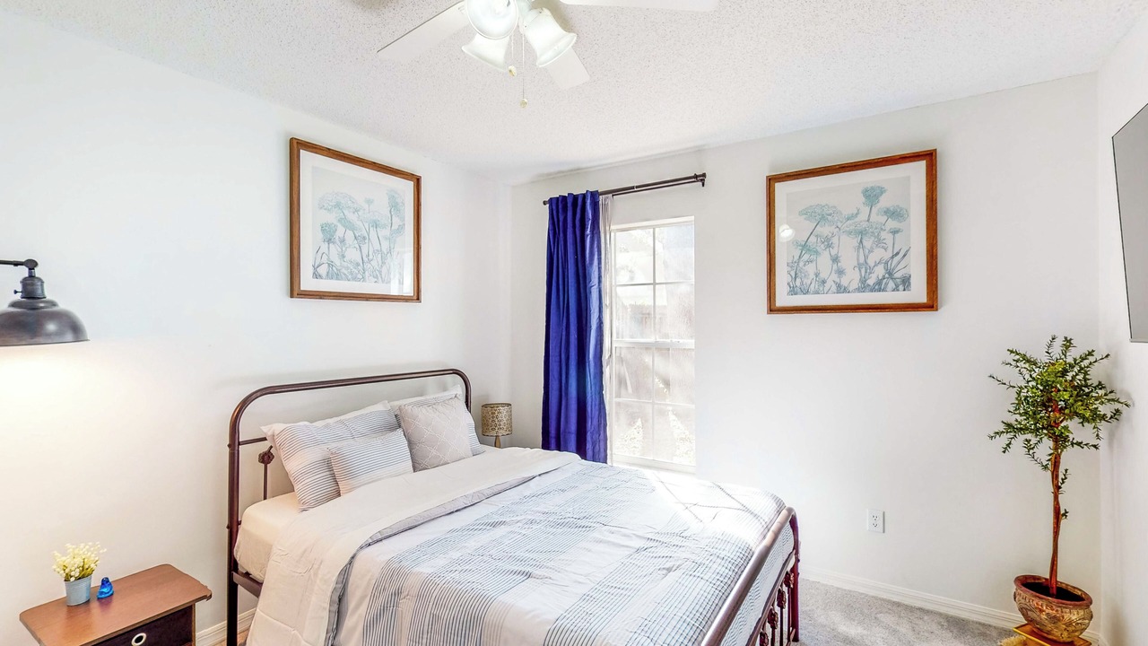 Photo of Bedroom in Casselberry