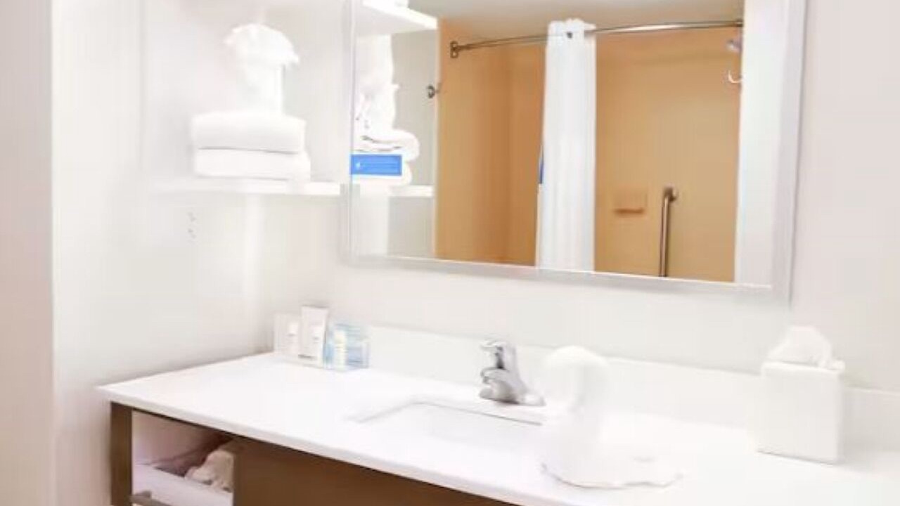 Photo of Bathroom in Wesley Chapel