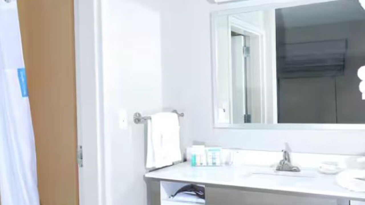 Photo of Bathroom in Wesley Chapel