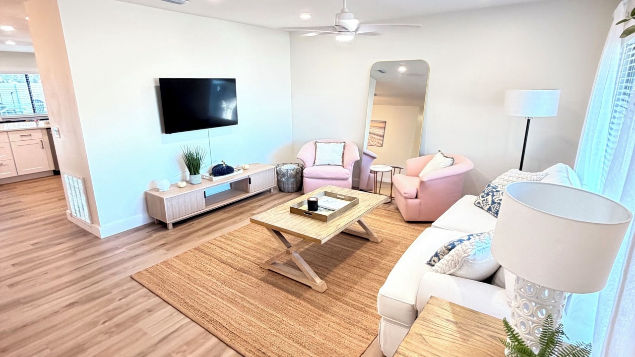 Photo of Livingroom in Sebastian Highlands