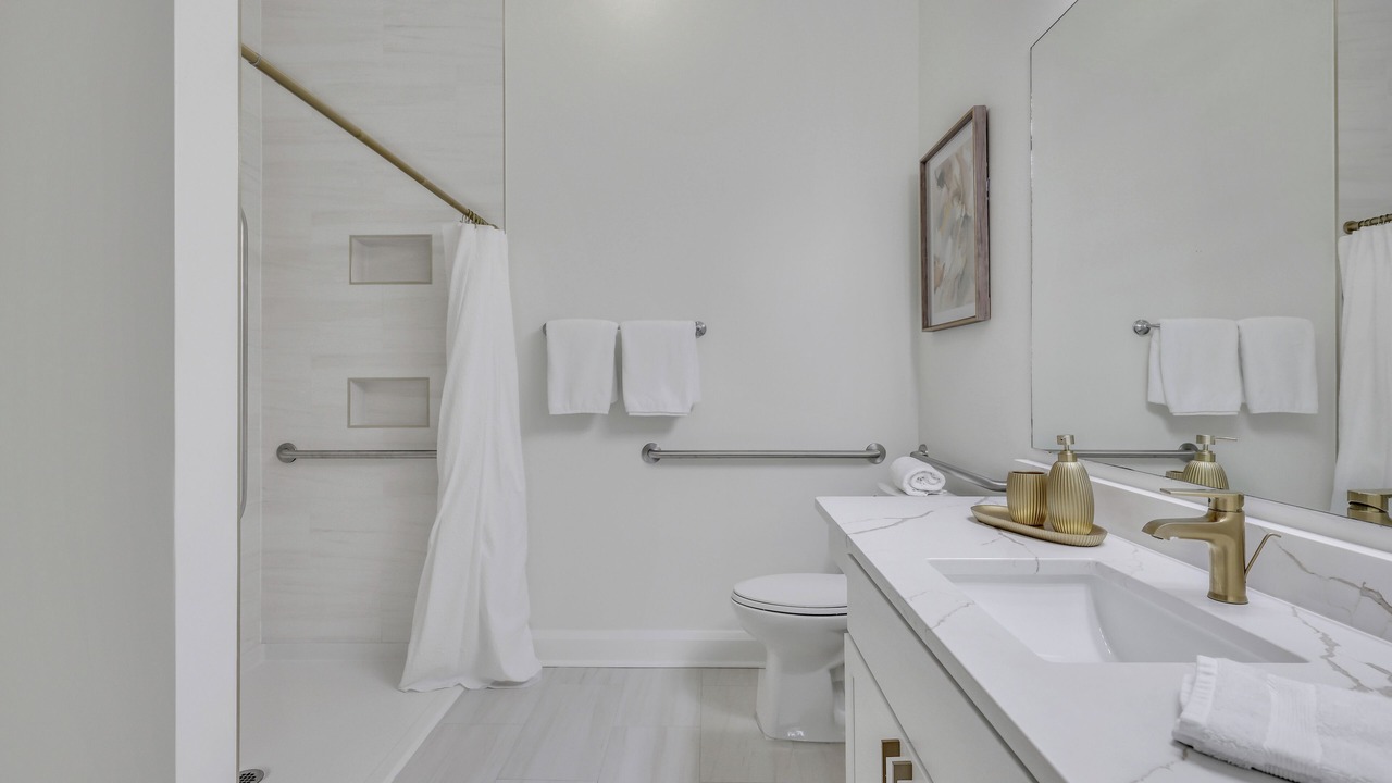 Photo of Bathroom in Old West Broad Neighborhood