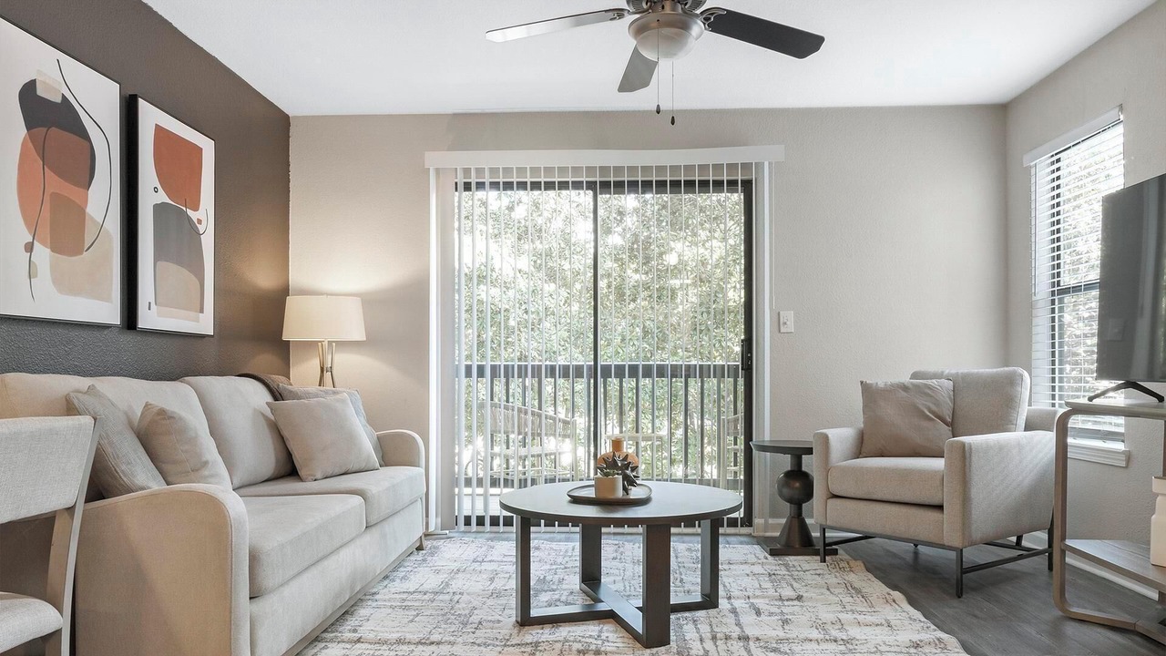 Photo of Livingroom in Port Wentworth
