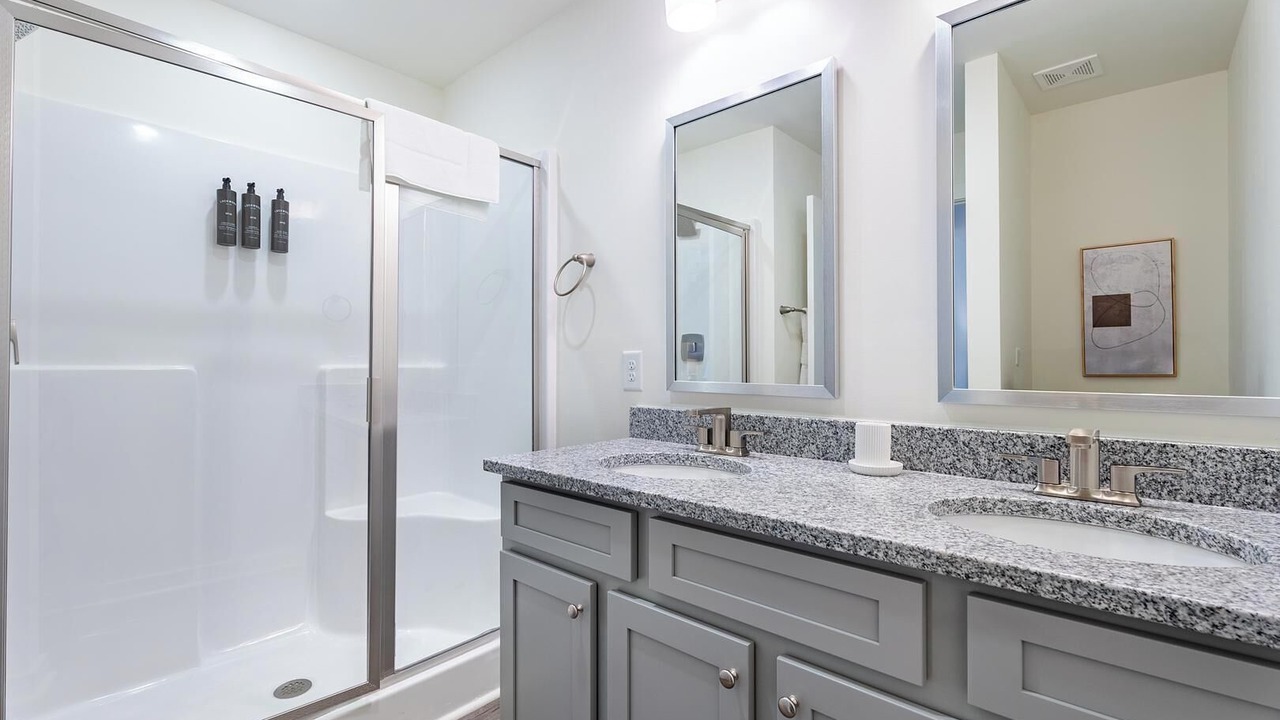 Photo of Bathroom in Port Wentworth