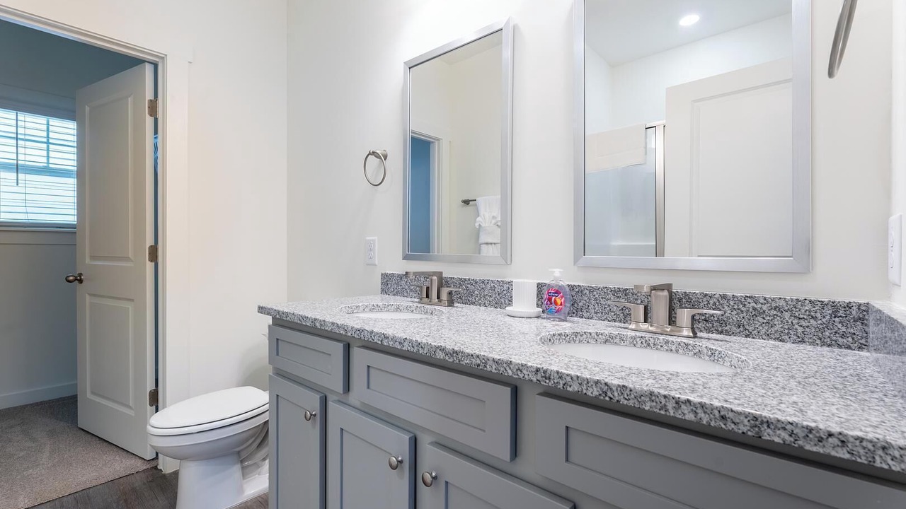 Photo of Bathroom in Port Wentworth
