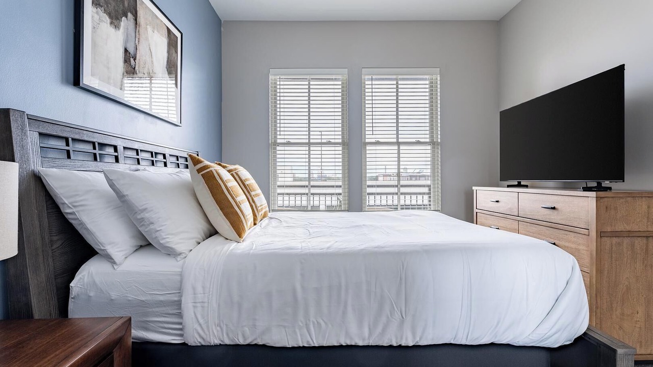 Photo of Bedroom in Hitch Village - Fred Wessels Homes