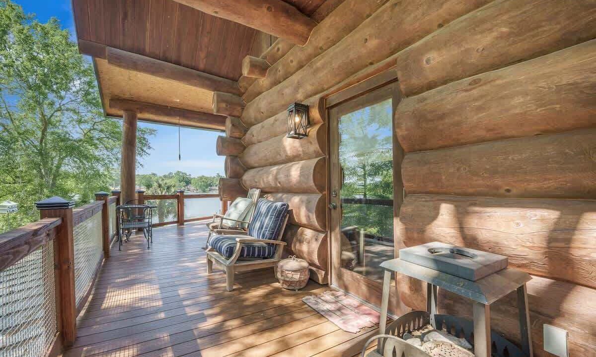 Photo of Patio Balcony in Manning