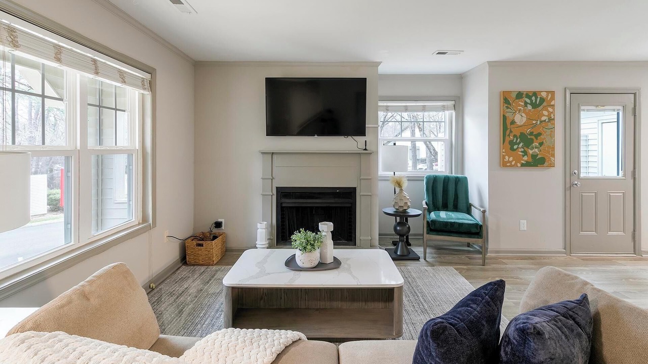 Photo of Livingroom in Crabtree