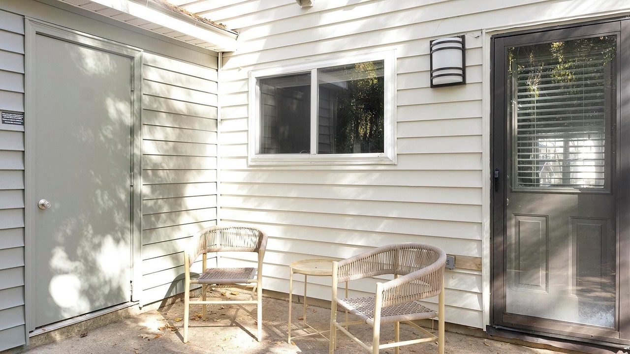 Photo of Outdoor in Crabtree