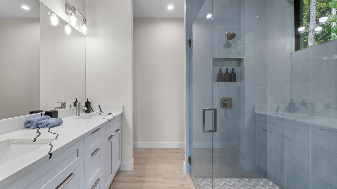 Photo of Bathroom in East Naples