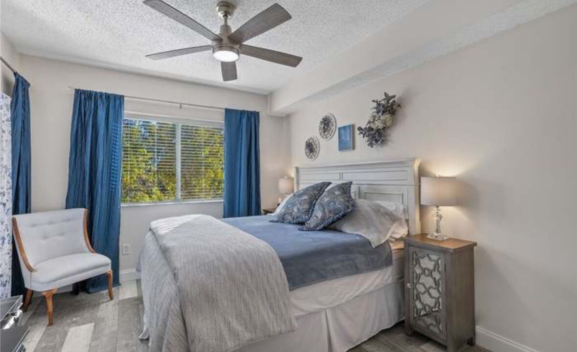 Photo of Bedroom in Crown Pointe