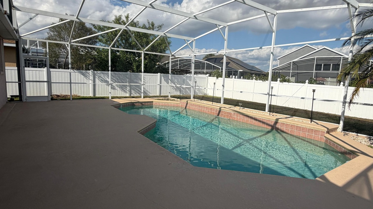 Photo of Outdoor in Meadow Woods