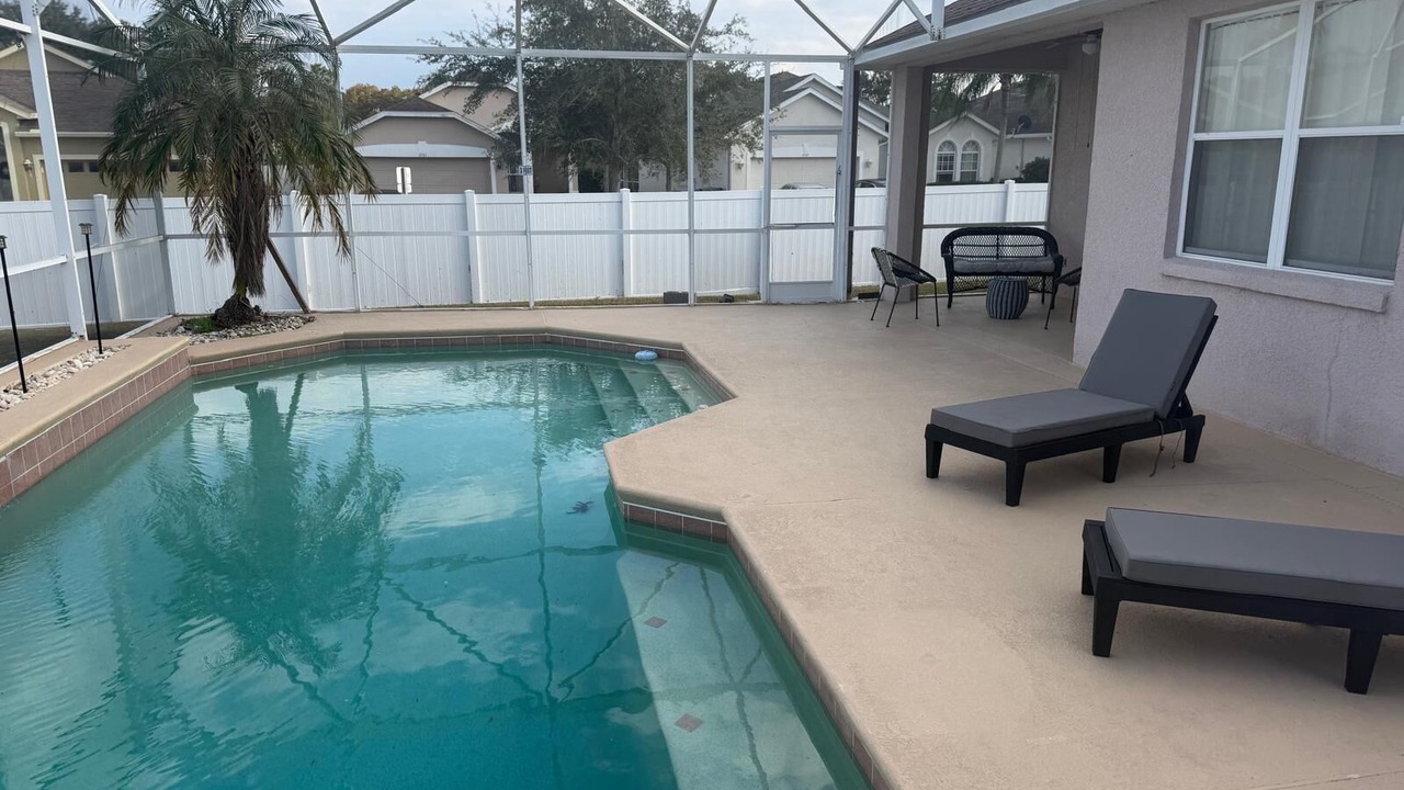 Photo of Outdoor in Meadow Woods