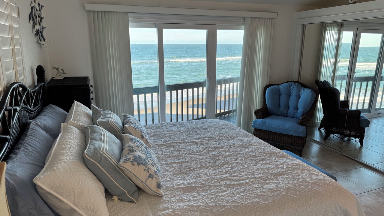 Photo of Bedroom in Melbourne Beach