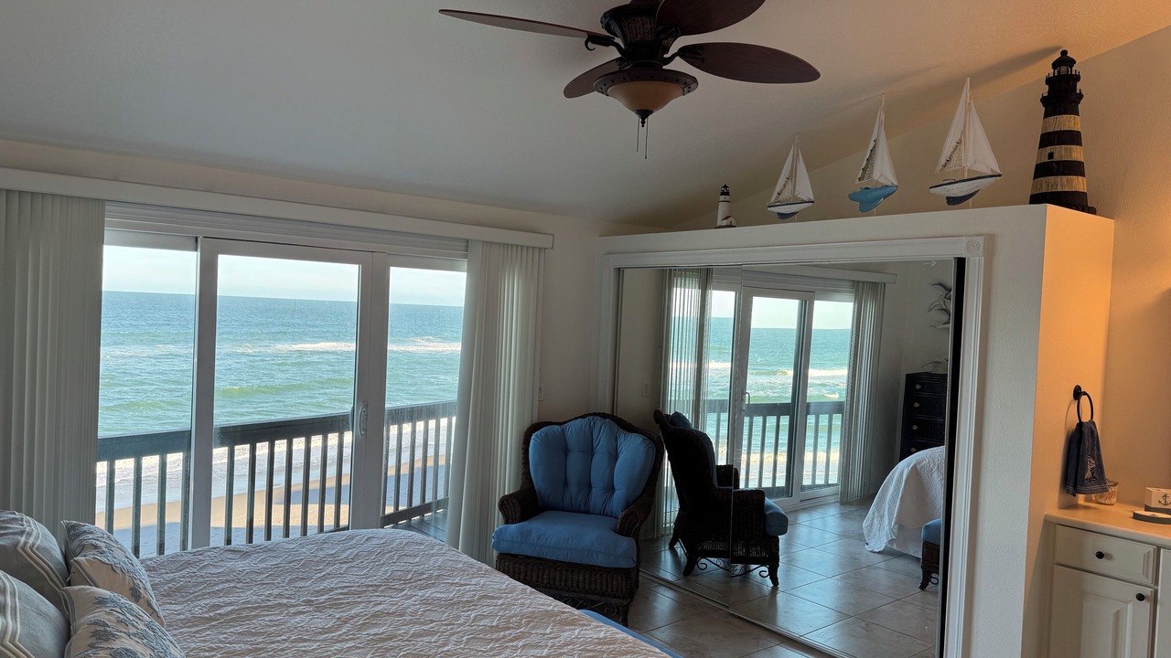 Photo of Bedroom in Melbourne Beach