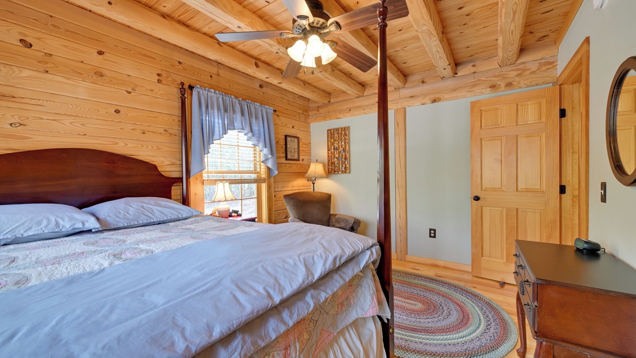Photo of Bedroom in Mount Gilead