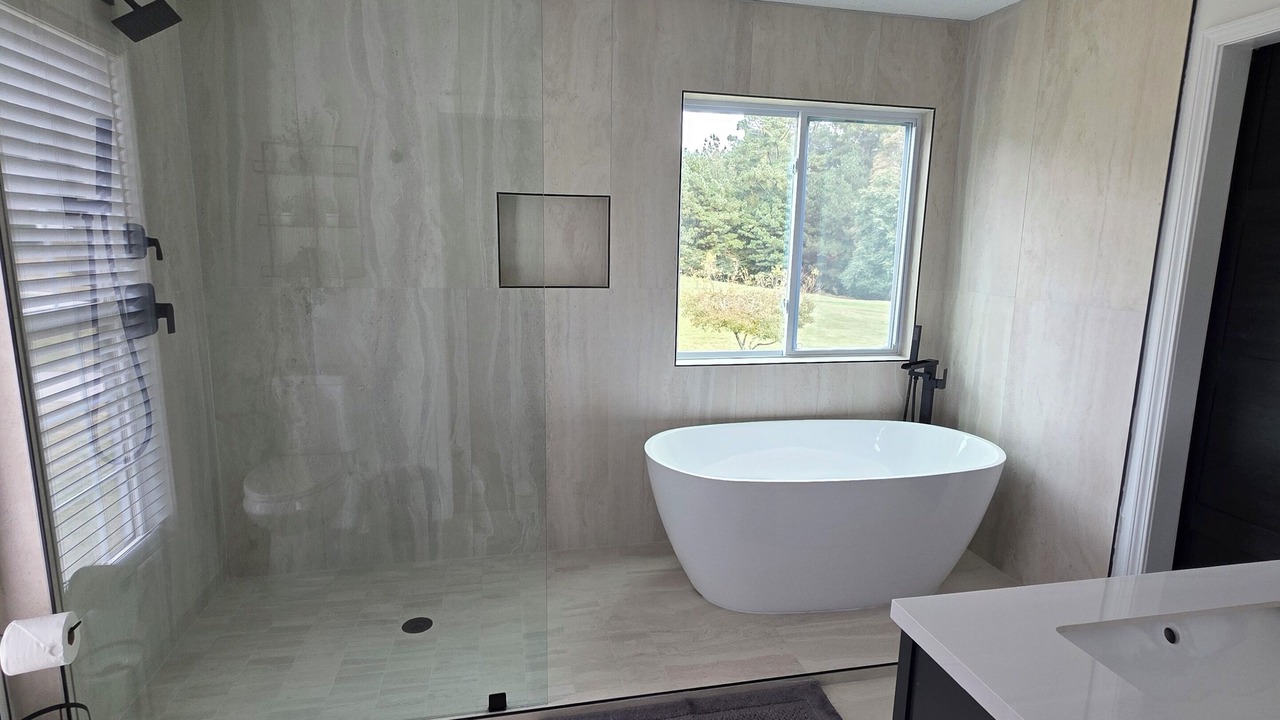 Photo of Bathroom in Dacula