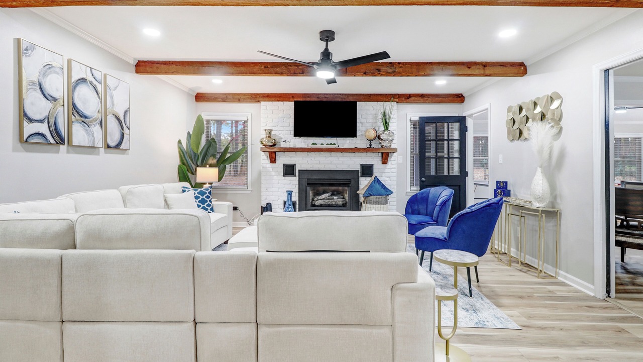 Photo of Livingroom in Fuquay-Varina