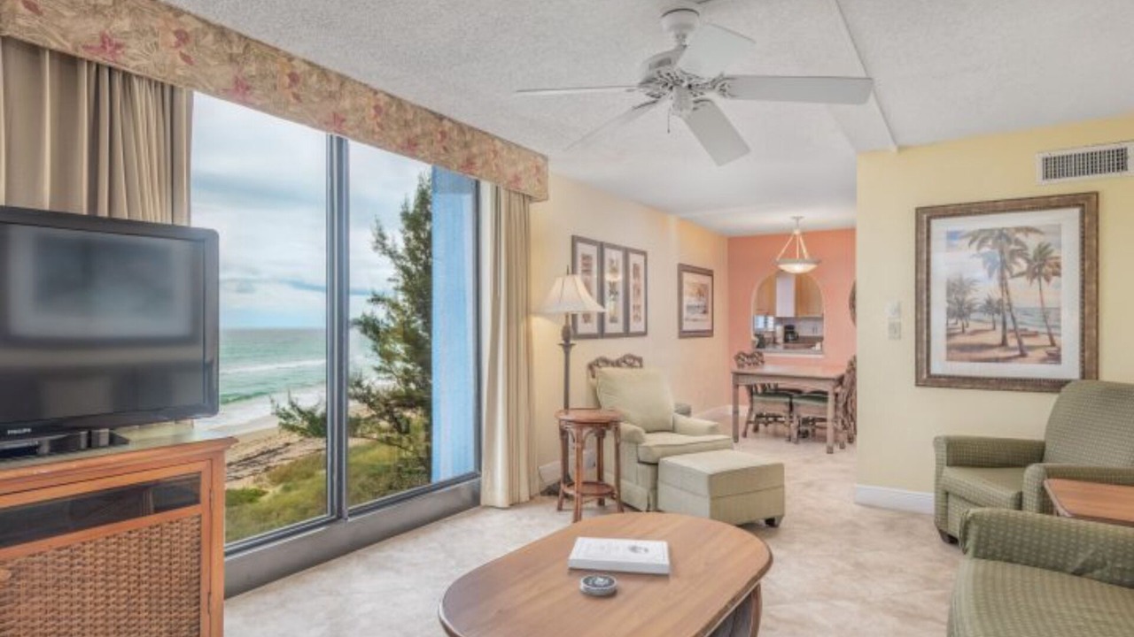 Photo of Livingroom in Hutchinson Island South