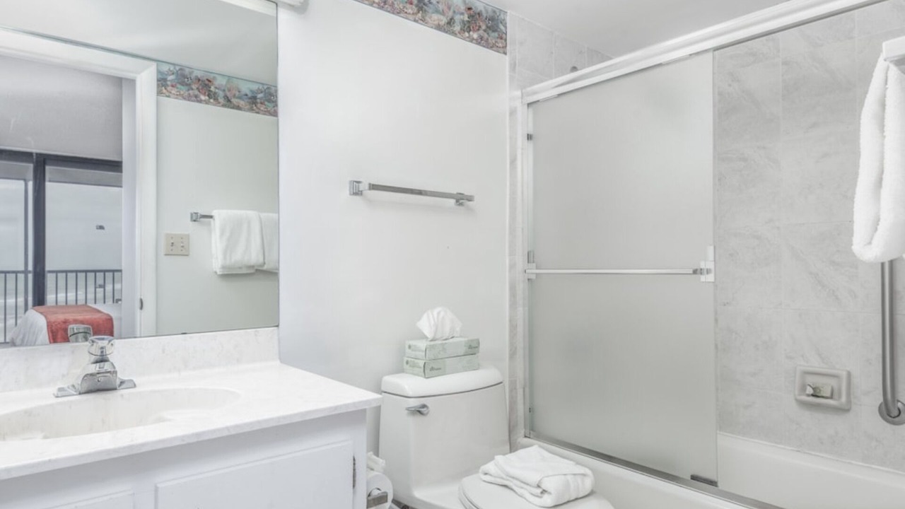 Photo of Bathroom in Hutchinson Island South