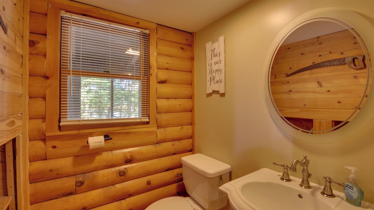 Photo of Bathroom in Townville