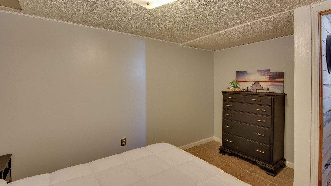 Photo of Bedroom in Townville