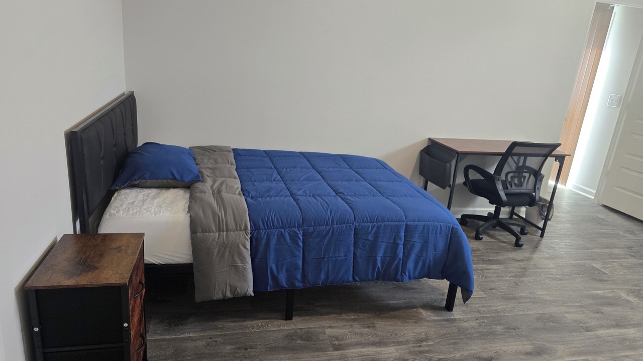 Photo of Bedroom in Bloomingdale