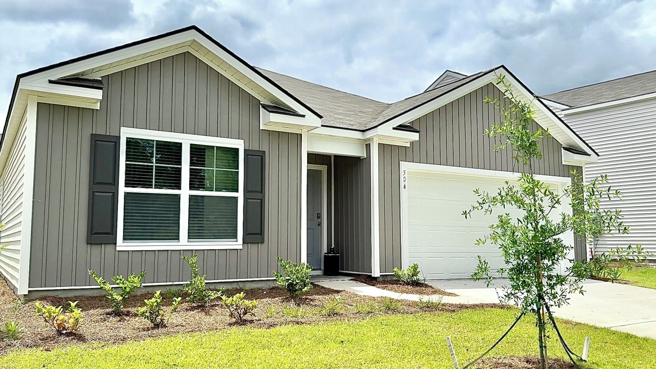 Photo of Outdoor in Bloomingdale