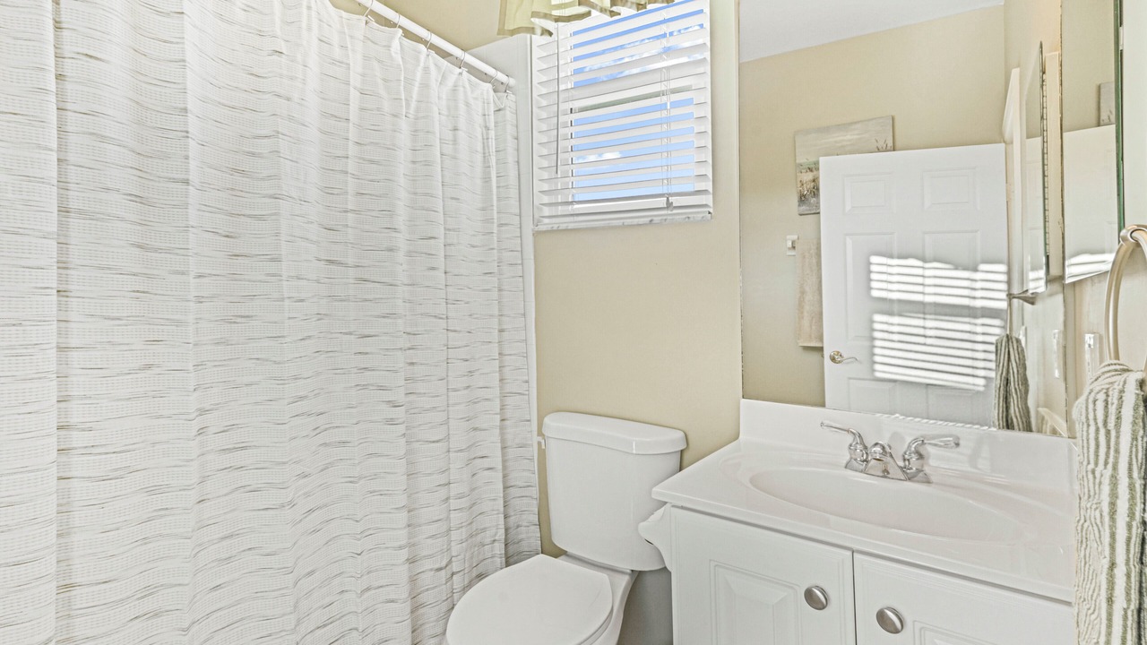 Photo of Bathroom in Naples
