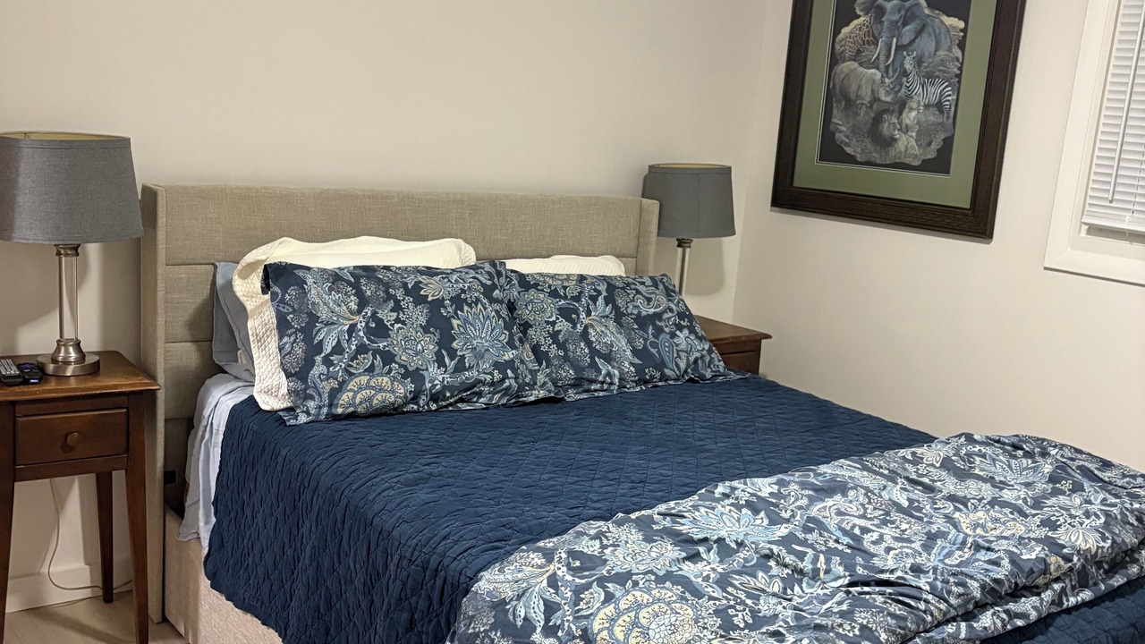Photo of Bedroom in Homeland Park